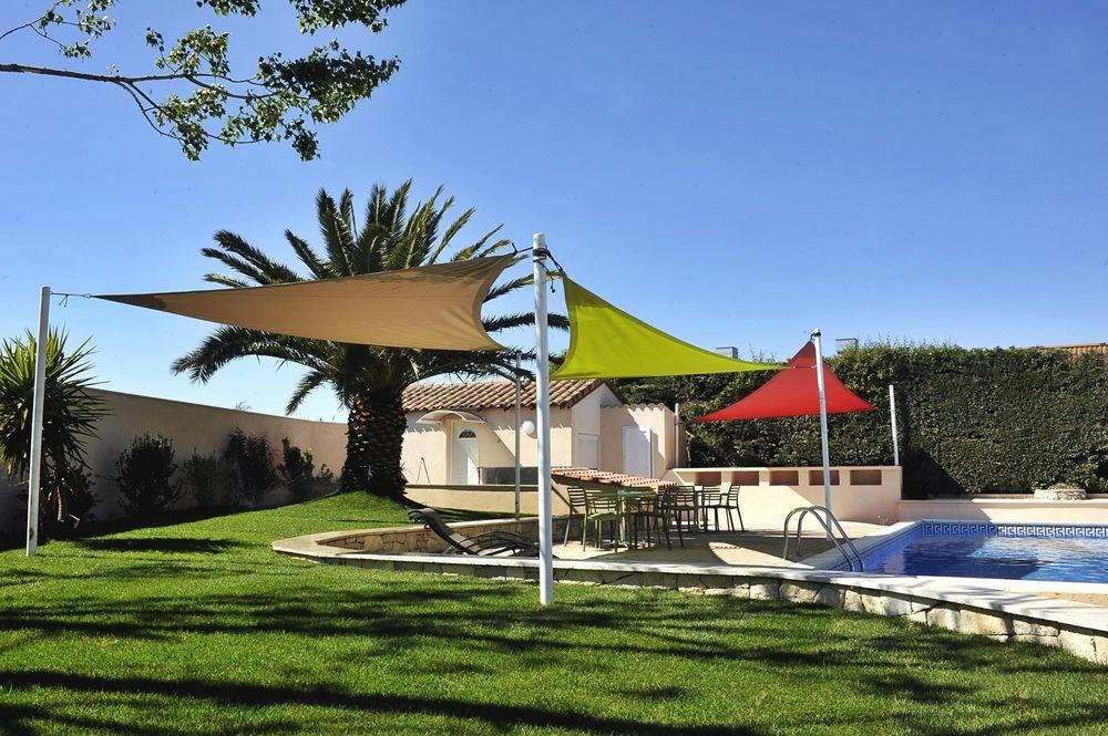 Greet Marseille Provence Aeroport Hotel 3*